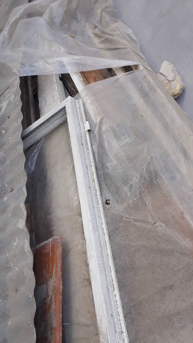 Отин срочно сотилади  бир Лабо дан купрок