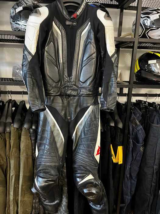 Кожен мото екип DAINESE ASPIDE ,54/L ,2 части, ,гърбица протектори,оригинален
