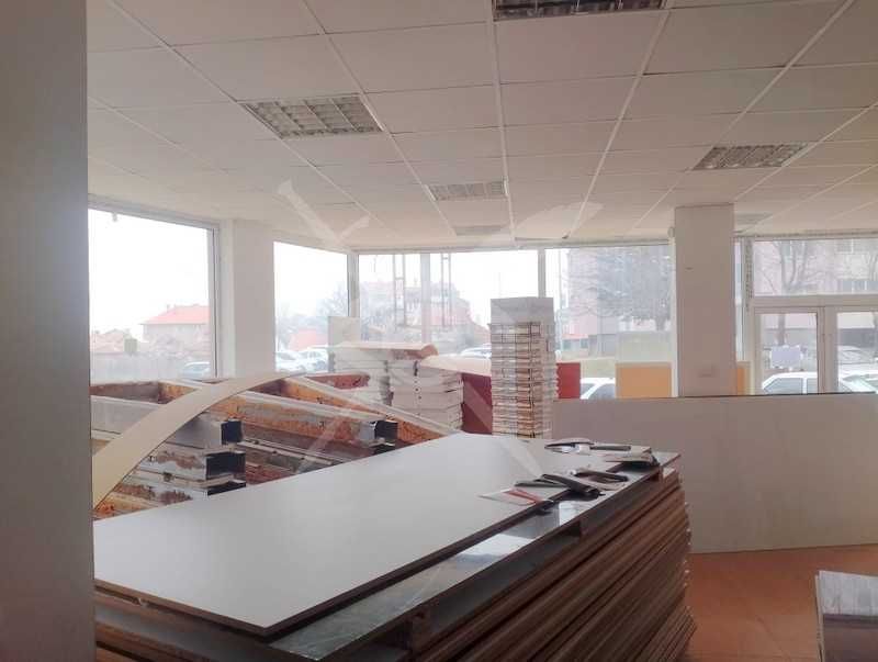 Продава се Офис в Бургас, Меден рудник - зона А - 70 кв.м за 715 €/кв.м - Снимка #3
