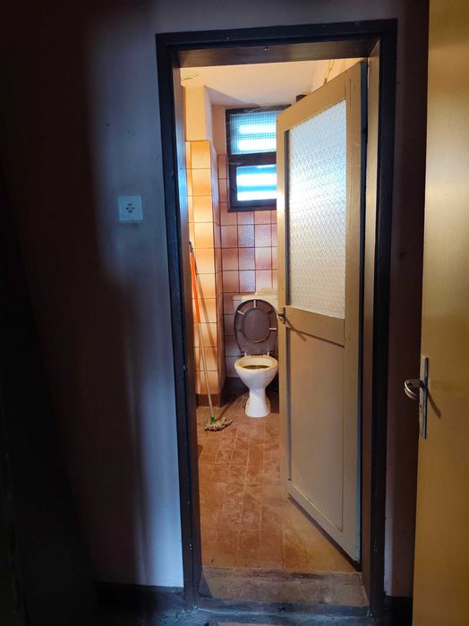 Продава се Тристаен апартамент в Роман - 98 кв.м за 354 €/кв.м - Снимка #3