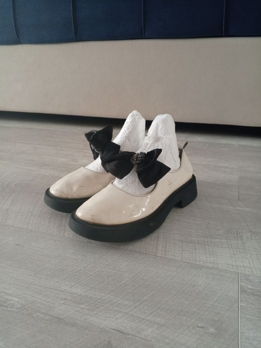 отдам бесплатно туфли