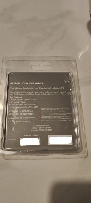 Продам NVMe накопитель на 1 Tb AMD
