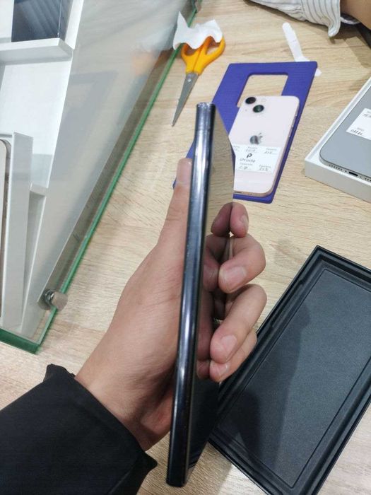 Samsung S23 Ultra sotiladi