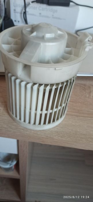 Вентилатор за охлаждане на климатика