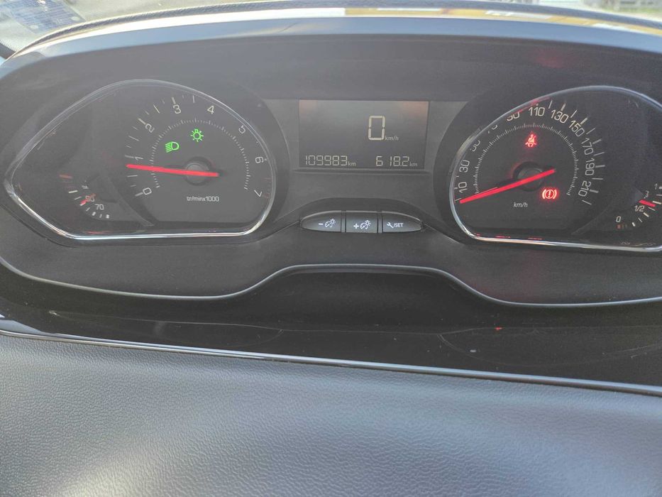 Peugeot 208 -2014 ТОП СЪСТОЯНИЕ