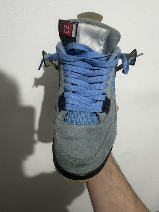 Jordan 4 University Blue