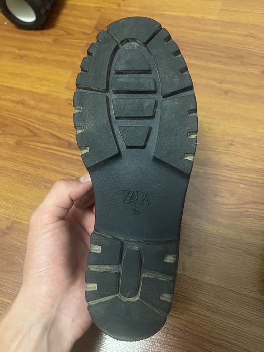 продам школьный туфли детский