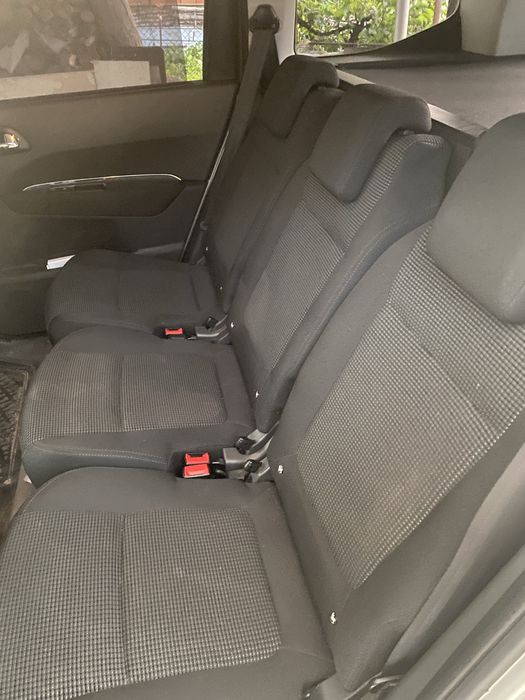 Пежо 5008 1.6/hdi