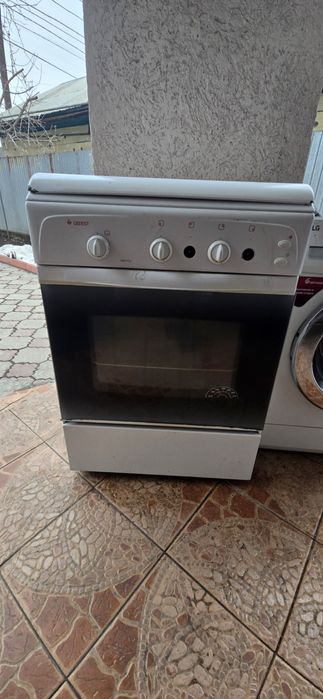 Холодидьник газ стиралка