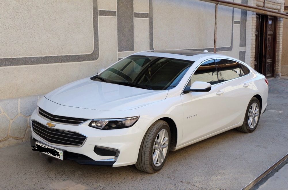 Продается малибу белая тоза