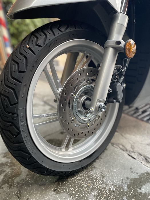 Honda Sh300 ABS/trakchan