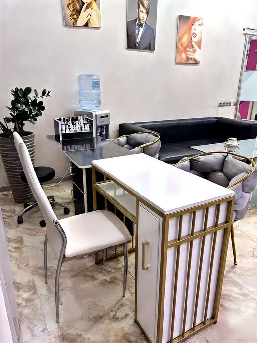 Сдам в аренду парикмахерское кресло