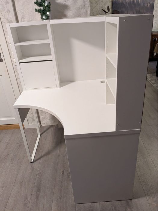 Стол письменный Икеа