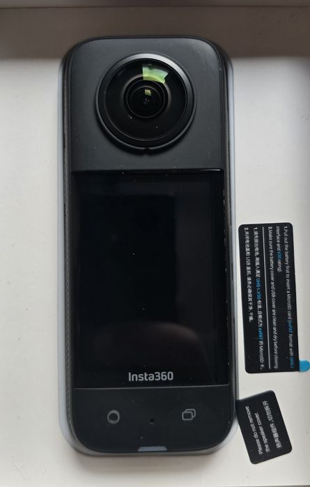 Камера Insta360 x3