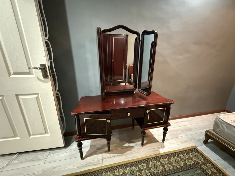 Румынски спальный гарнитур