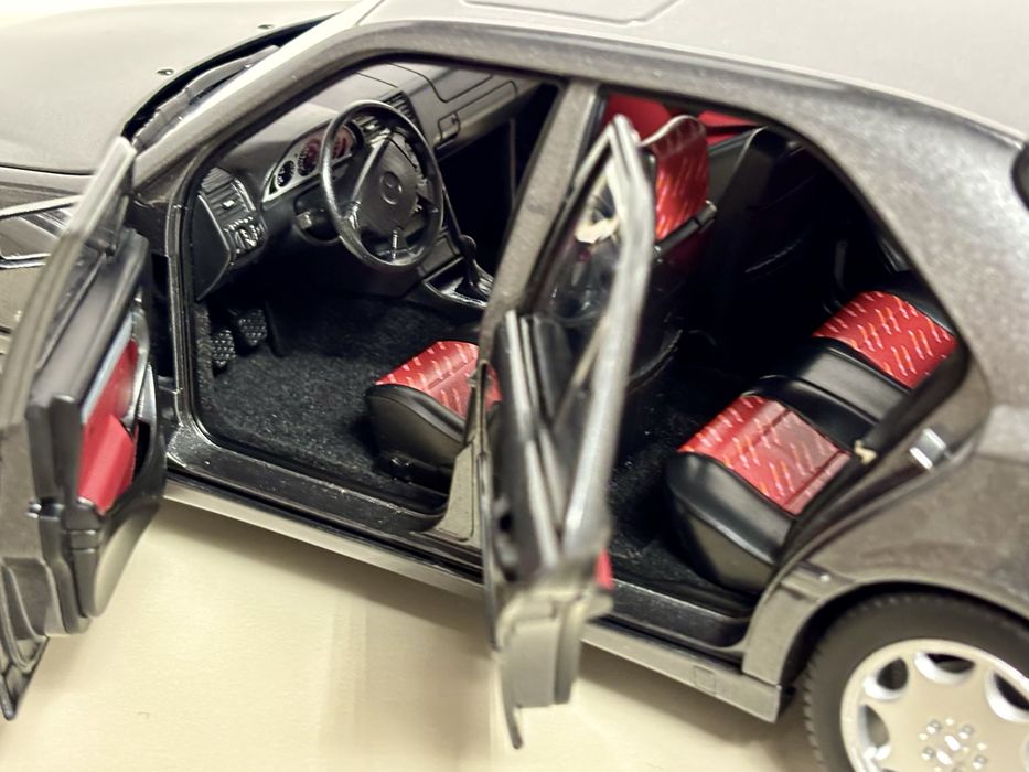 Macheta Mercedes C-Class W202 - NOREV 1:18