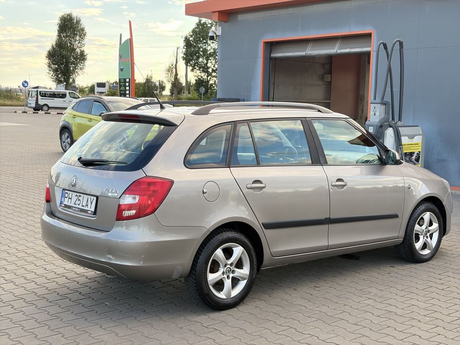 SKODA Fabia 2010 — imagine 2