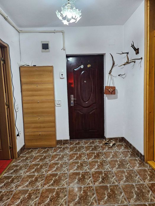 Ap 2 camere, 50 mp, Eroilor 84 în spate la Profi