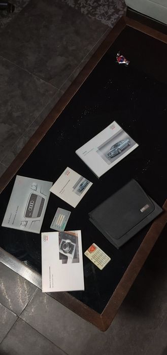 Пълен Пакет Наръчник / Калъф - Audi A6 C6