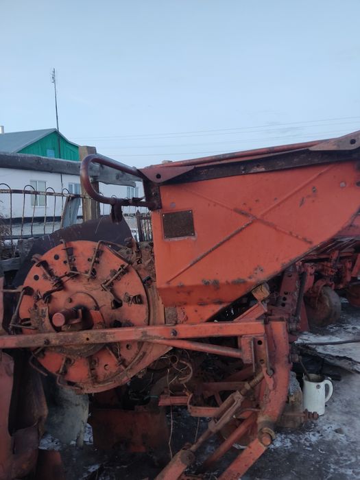 Продам на запчасти картофелесажалку