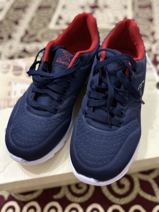 Kinetix кросы  легкий