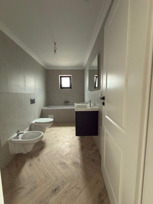 CASE MODERNE -Plan parter             Preț: 135.000€