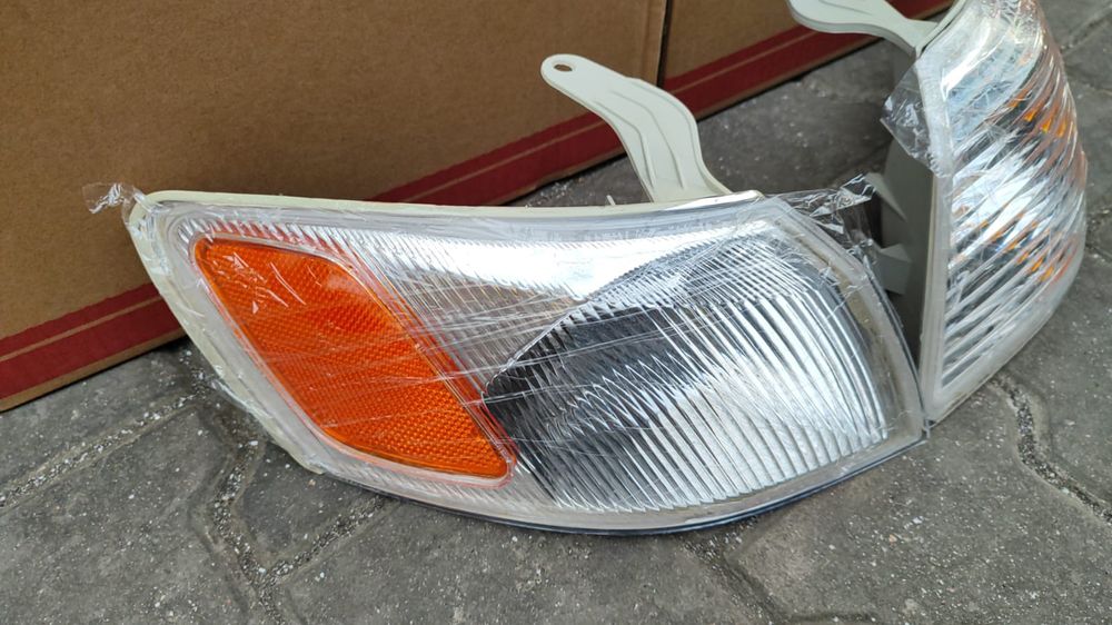 Камри 25 фара USA