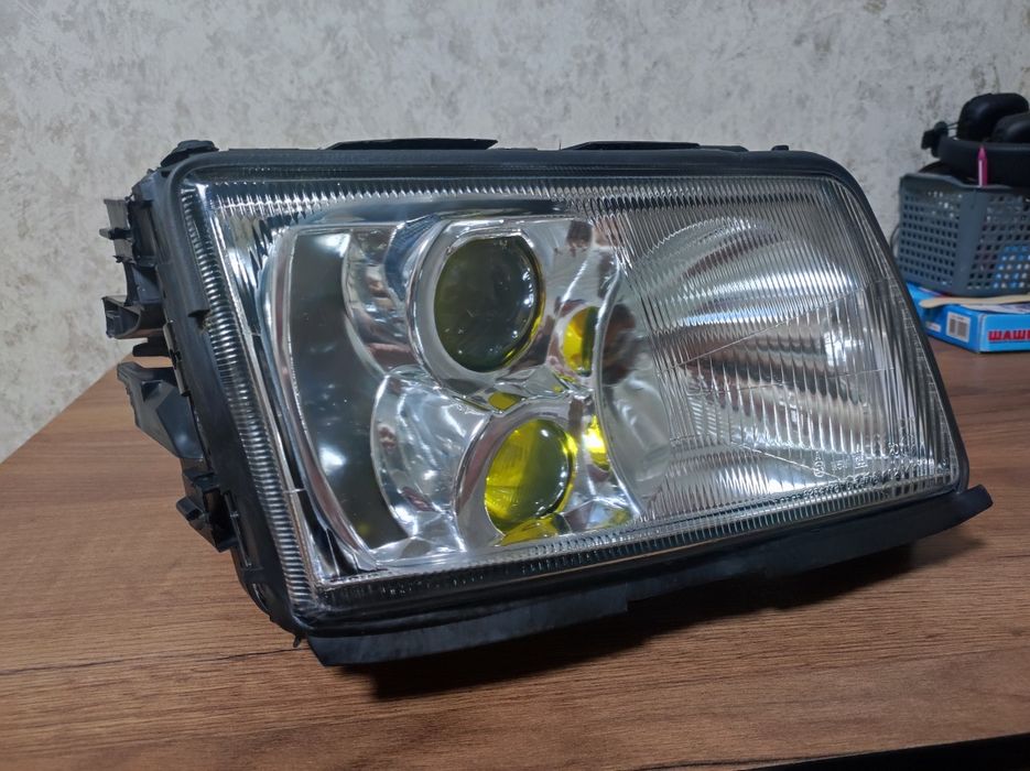 Продам фары Ауди 100/S4