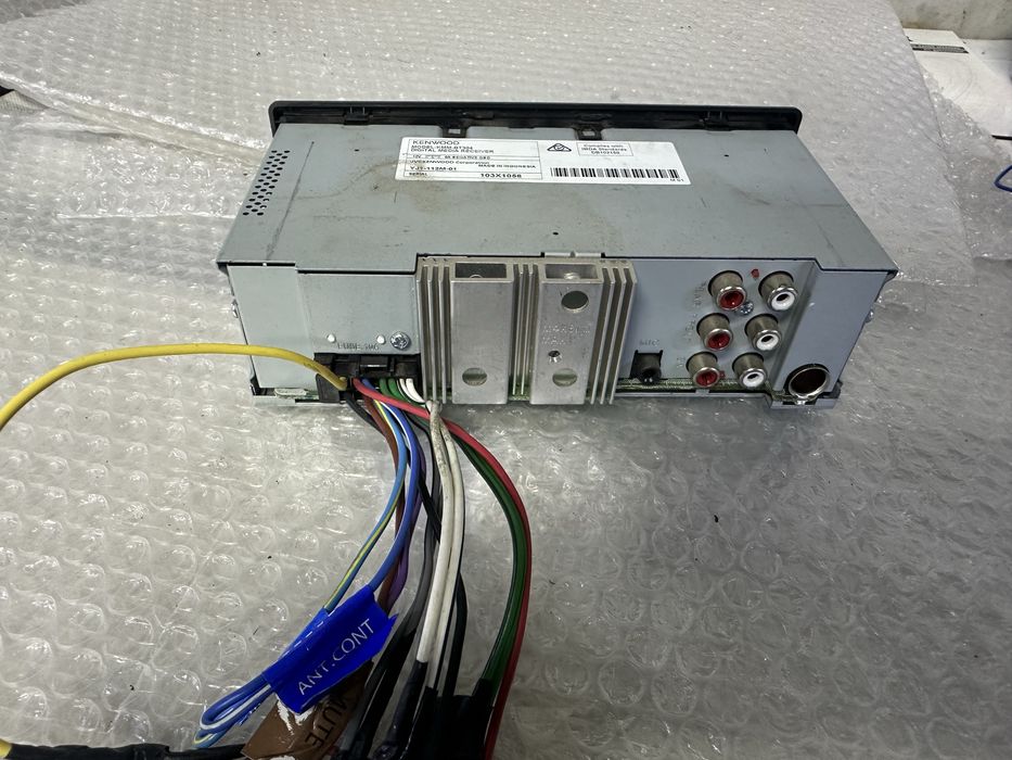 Продам автомагнитолу