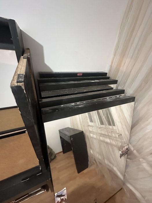 6 зеркала 6 стол барберский