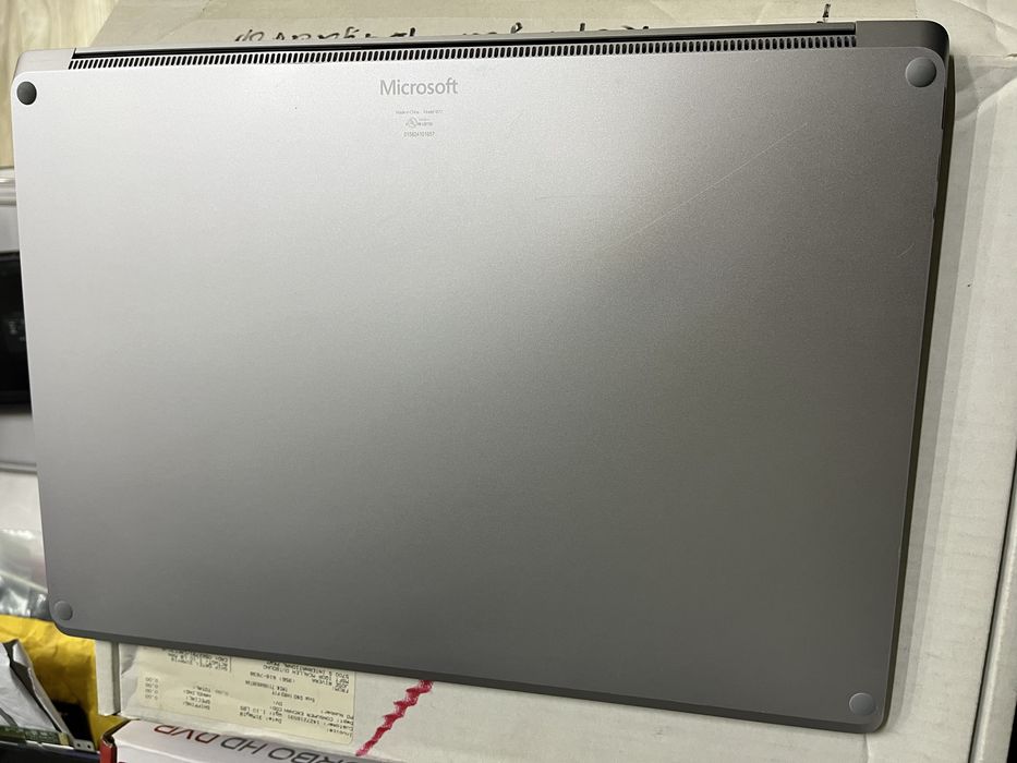 Surface laptop 3 i5 8-256ssd экран 13 дюймов