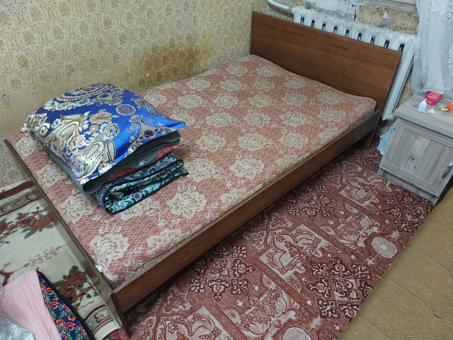 2ta spalni eski tekinga bervoraman 100ming qoshib beraman