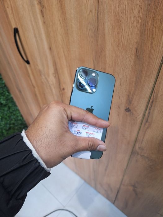 IPhone 13 pro состояние идеальное