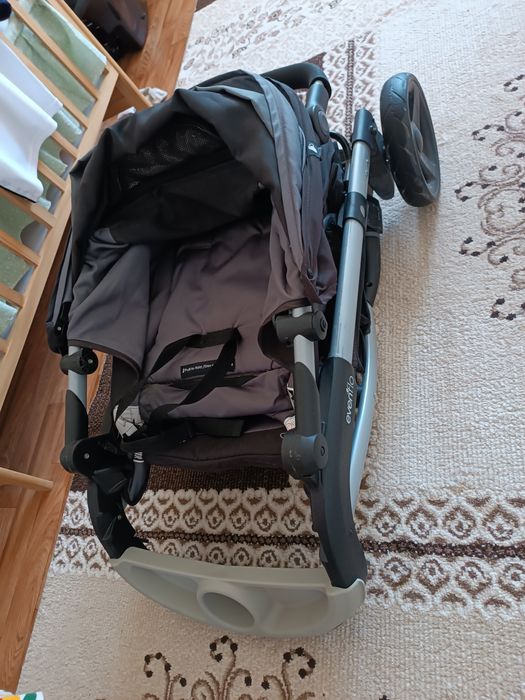 Коляска детская прогулочная