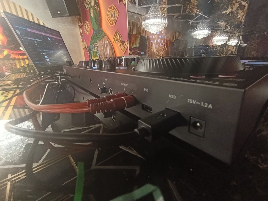 Dj TRAKTOR S2 MK3 (Decksaver)