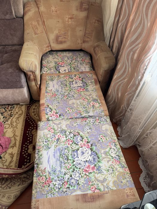 Диваны 3 комплекта (диван, минидиван и кресло)