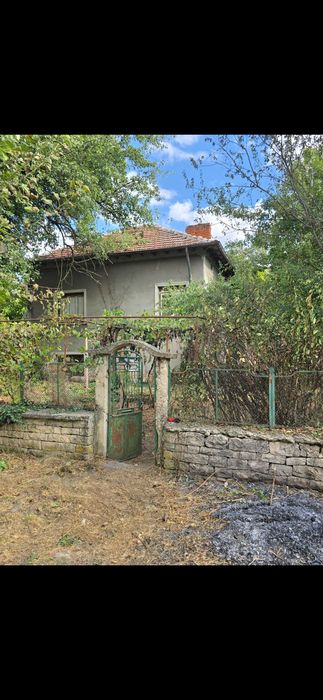 Продавам куща в с телиш обл.плевен