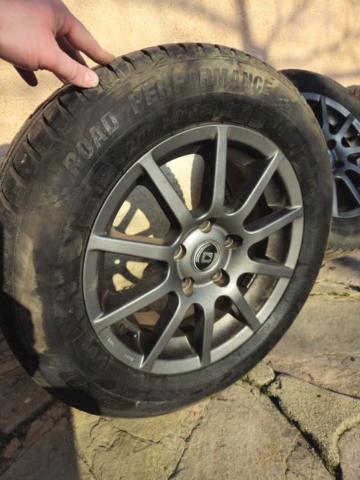 Продавам джанти с гуми