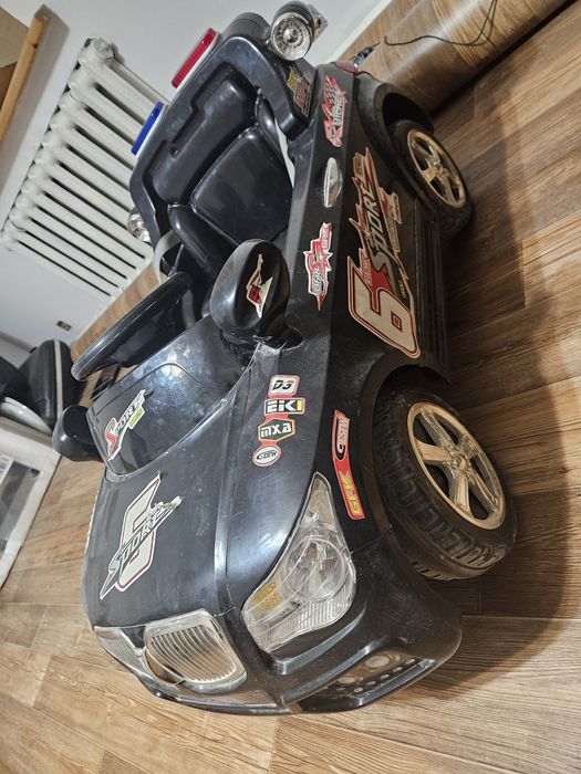 Продам детскую машинку