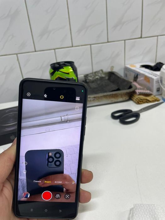 Продам смартфон Tecno Pova 5