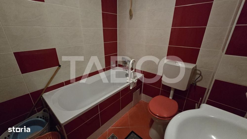 Apartament de vanzare 62 mp 3 camere decomandate parcare Selimbar