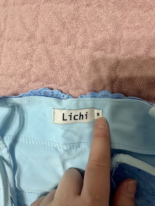 Продам платье Lichi