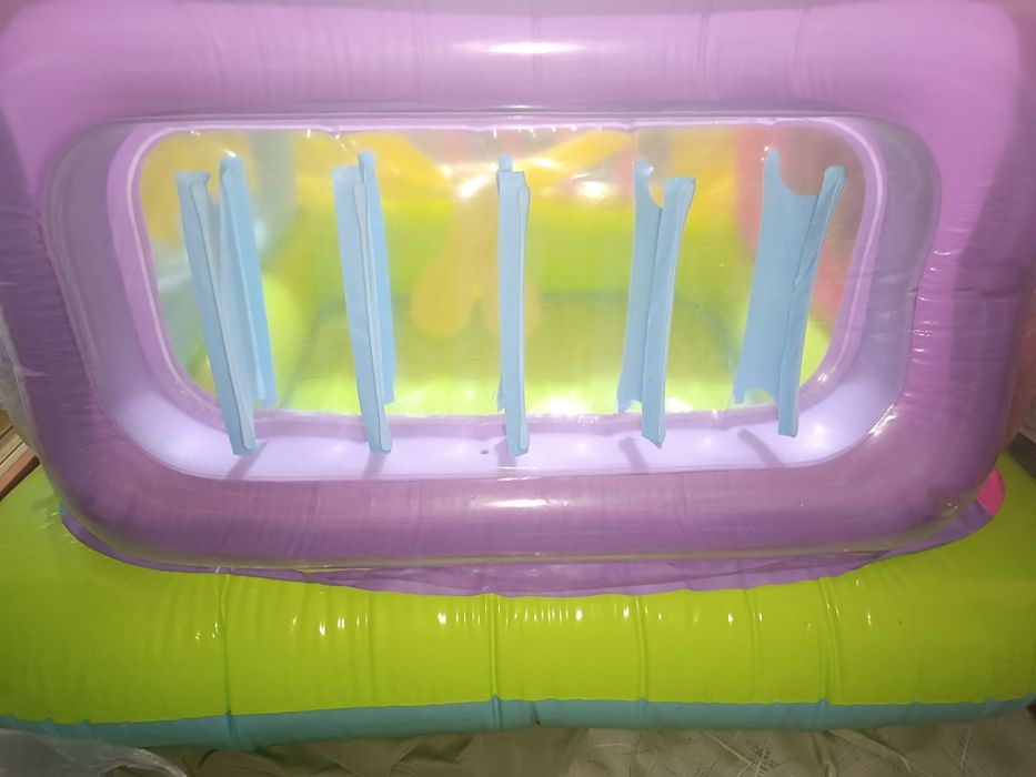 Продам детский бассейн 90*90*75