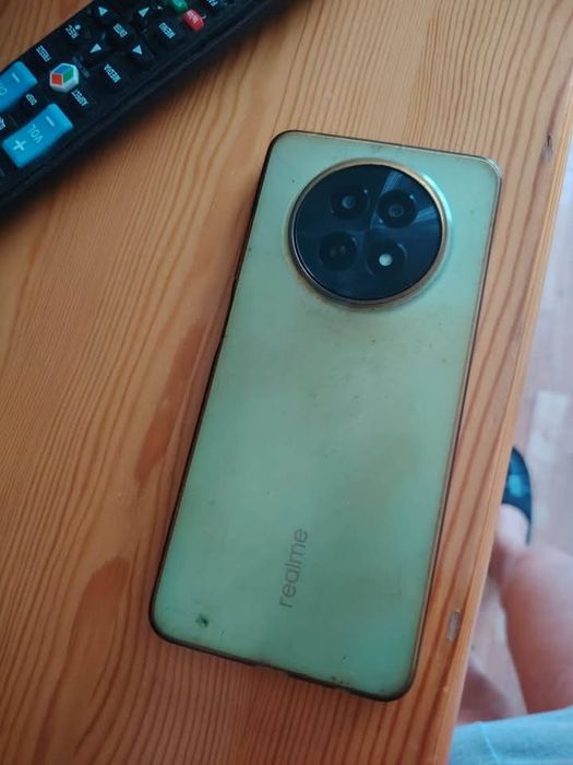Realme 12X 5G 6gb ram