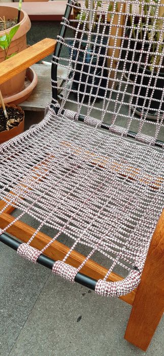 Люлеещ се стол Икеа напълно реставриран