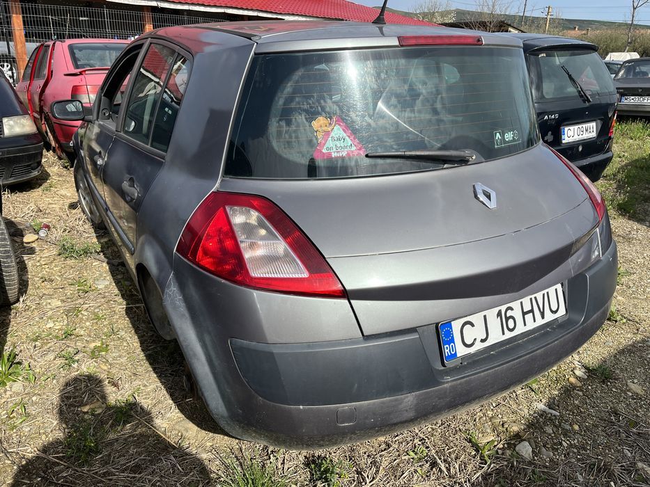 bara spate renault megan 2 sedan!