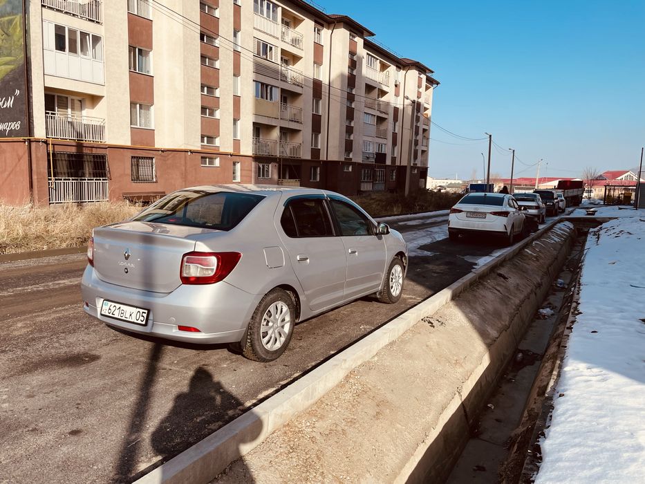 Продам renault logan