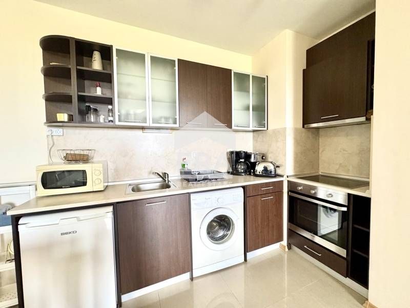 Продава се Двустаен апартамент в Балчик - 68 кв.м за 544 €/кв.м - Снимка #3