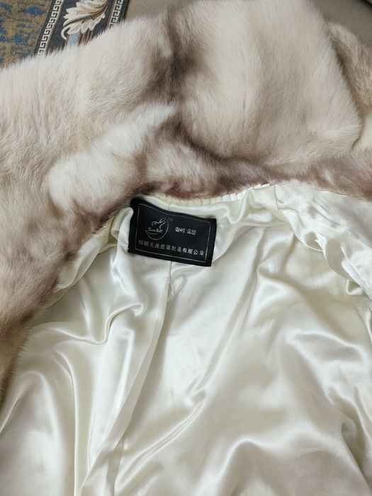 Шуба женская бобер норка.