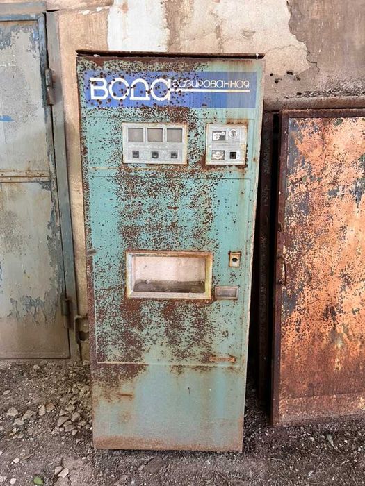 Советский винтаж автомат газировки